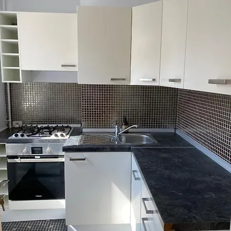 Center - Victoriei Square Apartment